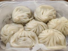 蟹黄大汤包-龙咆汤包·手工现包小笼(拱北口岸店)