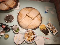 -鱼窝棚柴火铁锅炖(富山屯店)