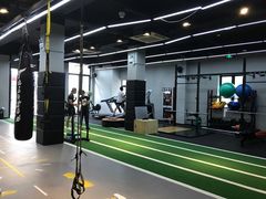 -Freedom Fitness私教健身俱乐部(徐虹北路店)