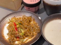 -湊湊火锅·茶憩(南京万象天地店)