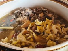 -东巴谷野生菌火锅餐厅