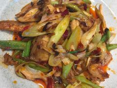 -辣小妮de川菜馆(红旗Mall店)