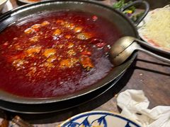 -旧街市鲜货老火锅(大光路店)