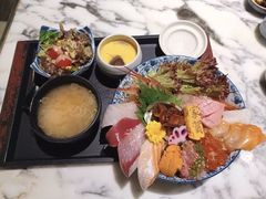 -家贺屋刺身寿司专门店