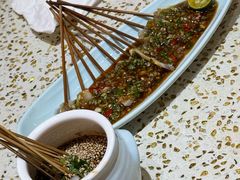 -小董哥烤串·爆汁大油边(故宫店)