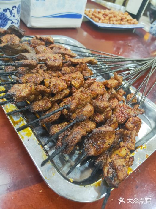 老字号小马烤羊肉(海湖旗舰店)-烤羊肉串图片-西宁美食-大众点评网