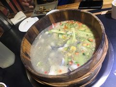 -秋语木桶鱼.酸菜鱼(开发区火车站店)