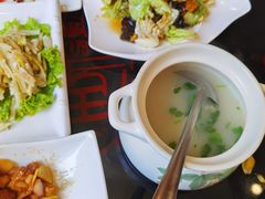 -六和聚传统烤鸭.天津菜(和平店)