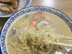 -一路飘香面馆