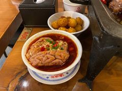 聪明的大脑-炉小二铜锅牛蛙•川湘菜(三里屯店)