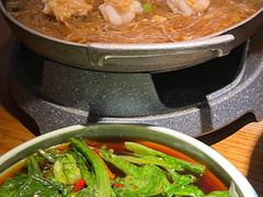 -九锅一堂酸菜鱼(新南凯德直营店)