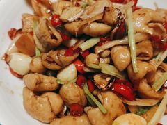 -爱碗亭·鲜炒湖南菜(壹城中心店)