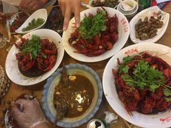 -鲁小三·大骨自助(金山总店)