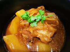 招牌半筋半腩烧萝卜-牛腩之旅·牛腩牛杂煲(光启城美食城店)