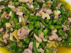 -万重锦·人文川菜馆(骡马市店)