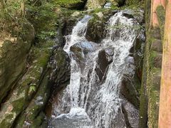 -藏龙百瀑风景区
