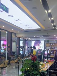 -藤野造型烫染·漂发