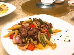 -有米猪港式餐厅