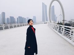-南京眼步行桥