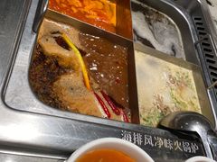 -海底捞火锅(让胡路万达店)