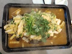 -浔味·山屿湖·正宗淳牌全鱼宴老字号