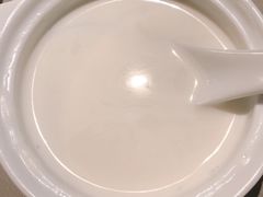 杏仁鸡头米-荣轩(新荣记环球金融中心店)