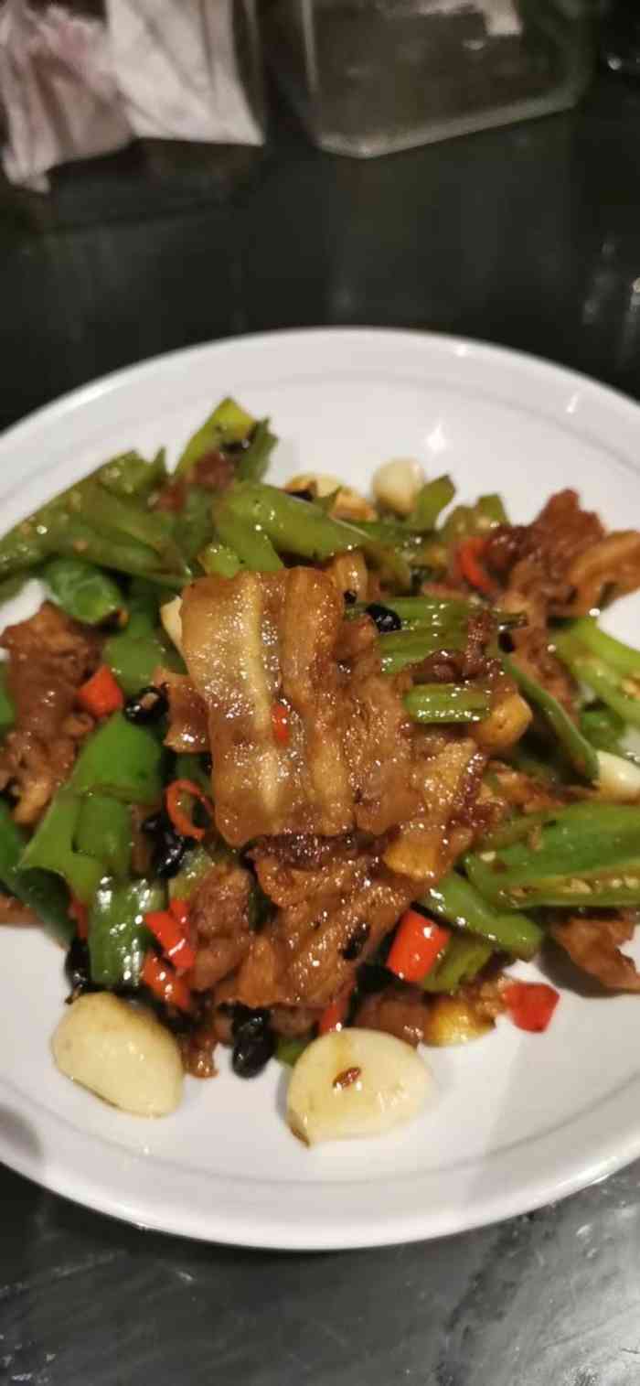 盛世家宴烤鸭新京菜