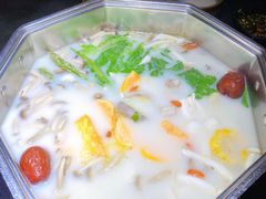 -新草堂锅物料理(泉城路店)