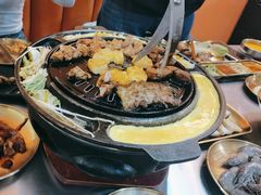 -胡悦里韩式烤肉(芝罘万达广场店)