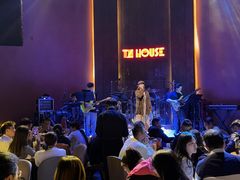 -TZ House音乐现场(来福士中心店)