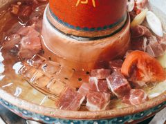 -毛辣果·贵州红酸汤牛肉火锅(西单店)