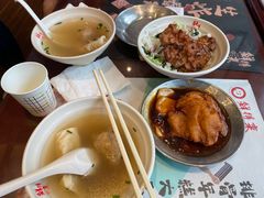 -鲜得来排骨年糕(云南南路店)