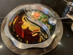-重庆风光老灶火锅城(同德广场店)
