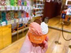 -VENCHI 闻绮(上海佛罗伦萨小镇店)