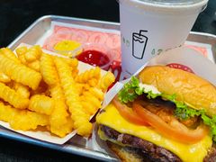 招牌双层牛肉汉堡-Shake Shack(南山万象天地店)