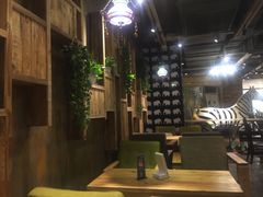 -雨舍咖啡(汉神购物广场咖啡街区店)
