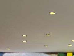 -川流不息·地道川菜·小龙虾(松东路店)