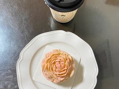 -潮一不贰·法式甜品·生日蛋糕·西式简餐(外滩店)