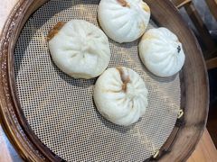 酱肉包-草包包子铺(宽厚里店)