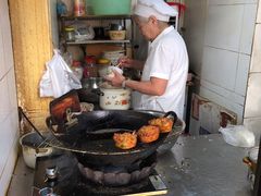 -阿婆油墩子(五里桥路188弄小区店)