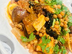 -成都你六姐·牛肉冒菜(城市集市合生汇店)