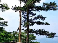-罗田薄刀峰风景区