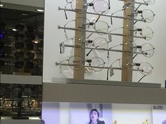 -广州宝岛眼镜武汉和光眼镜市场西区店