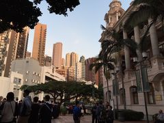-香港大学
