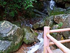 -藏龙百瀑风景区