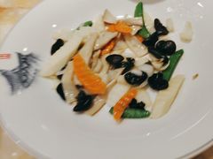 -沪华海鲜大酒楼(南汇店)