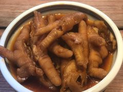 招牌吮指鸡爪-灶丰年间(定安路店)
