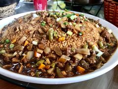 牛腩锅巴-临街徽菜馆·正宗黄山味