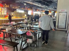 -胖东来生活广场(健康路店)