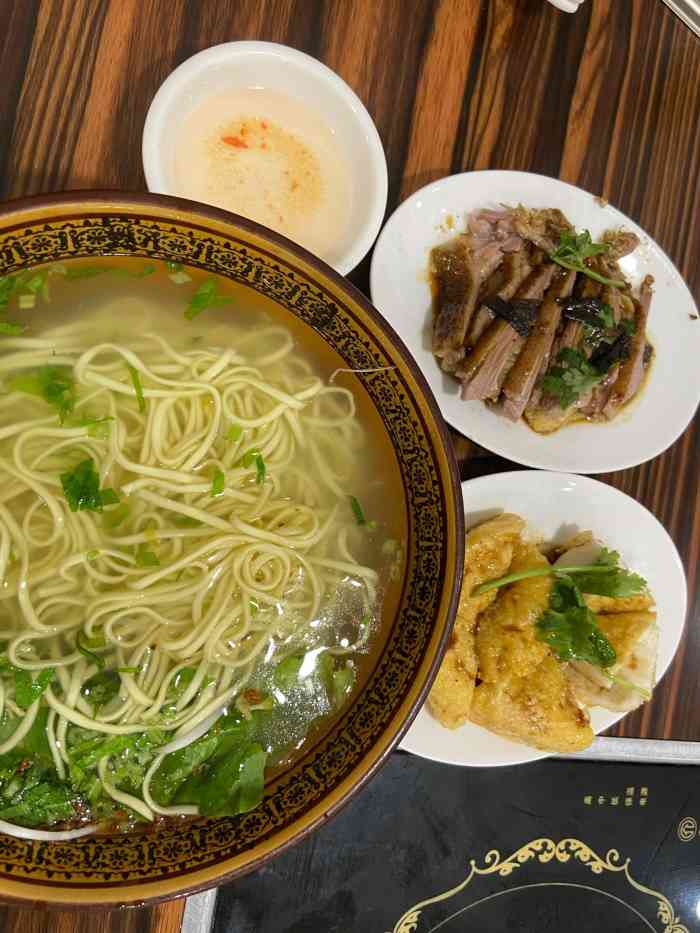 澄海鹅肉面(长兴店)-"「鹅肉三拼」鹅肉还是很好吃的,就是感觉份.